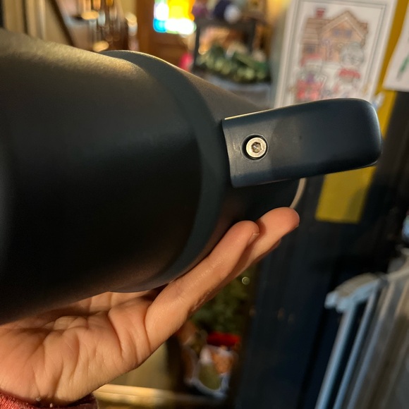 Stanley stainless steel tumbler - Picture 4 of 5